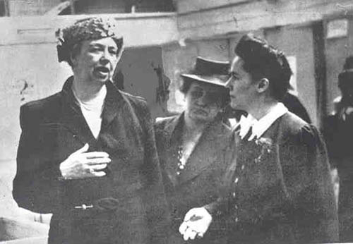 Photo of Eleanor Roosevelt at Eugene Vocational School