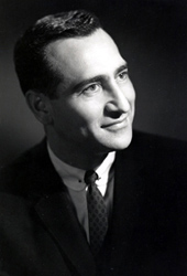 Ed Ragozzino portrait