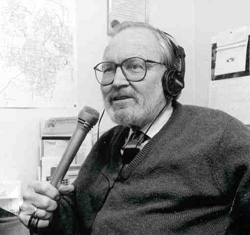 Photo - Peter Wotton with Microphone